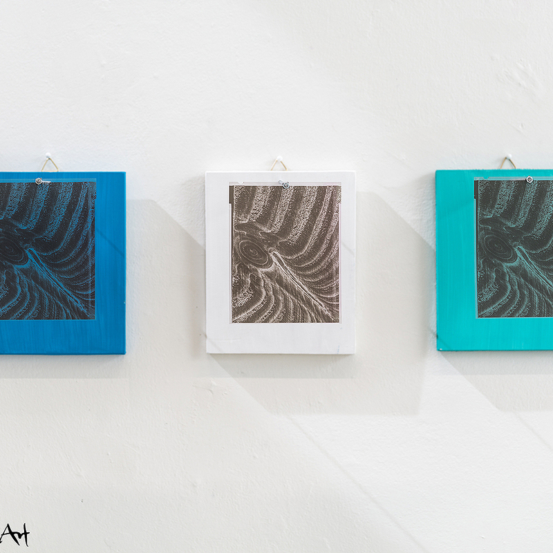 3 luik in kleur. analoge 4x5 negatieven